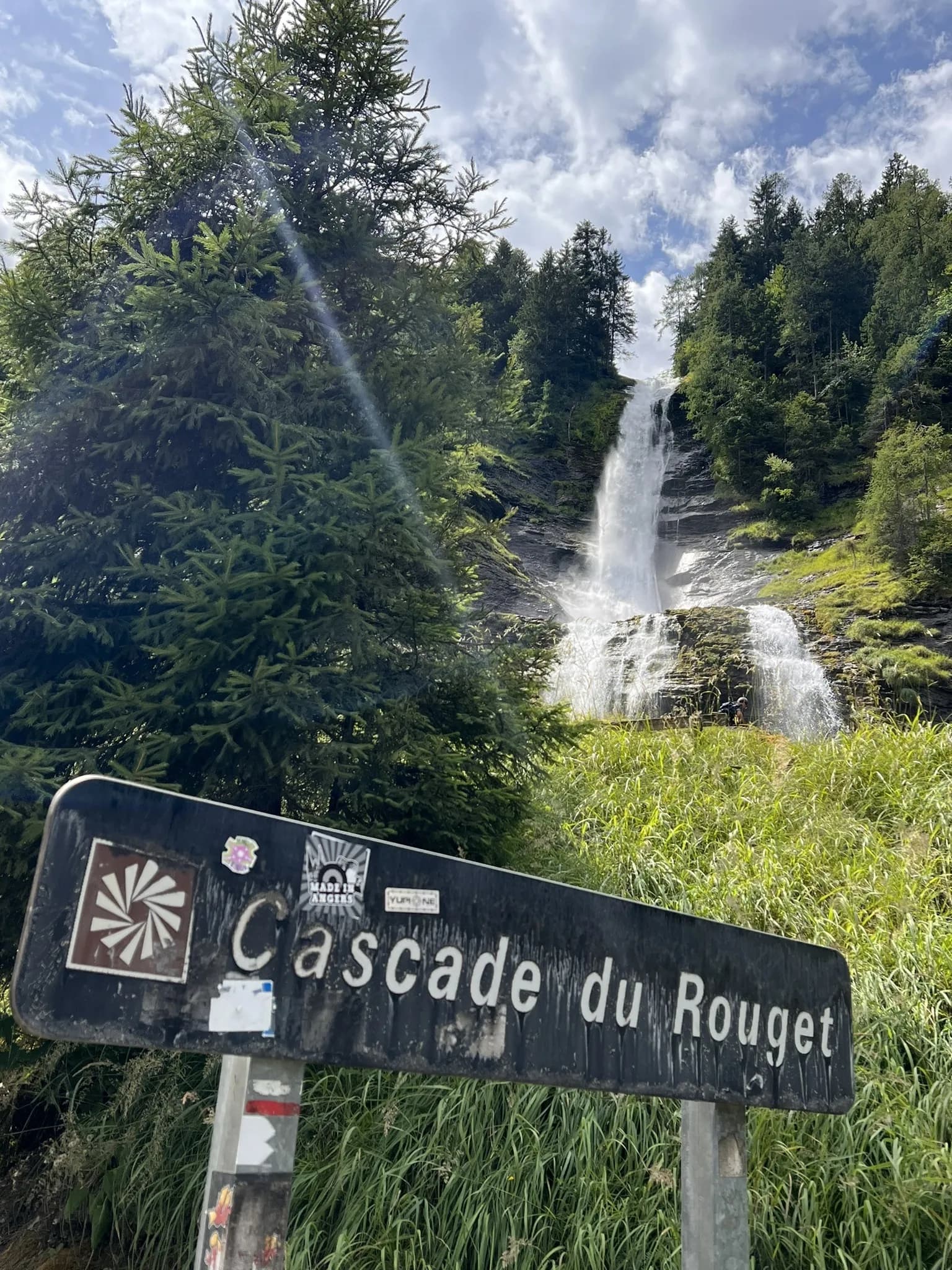 Cascades